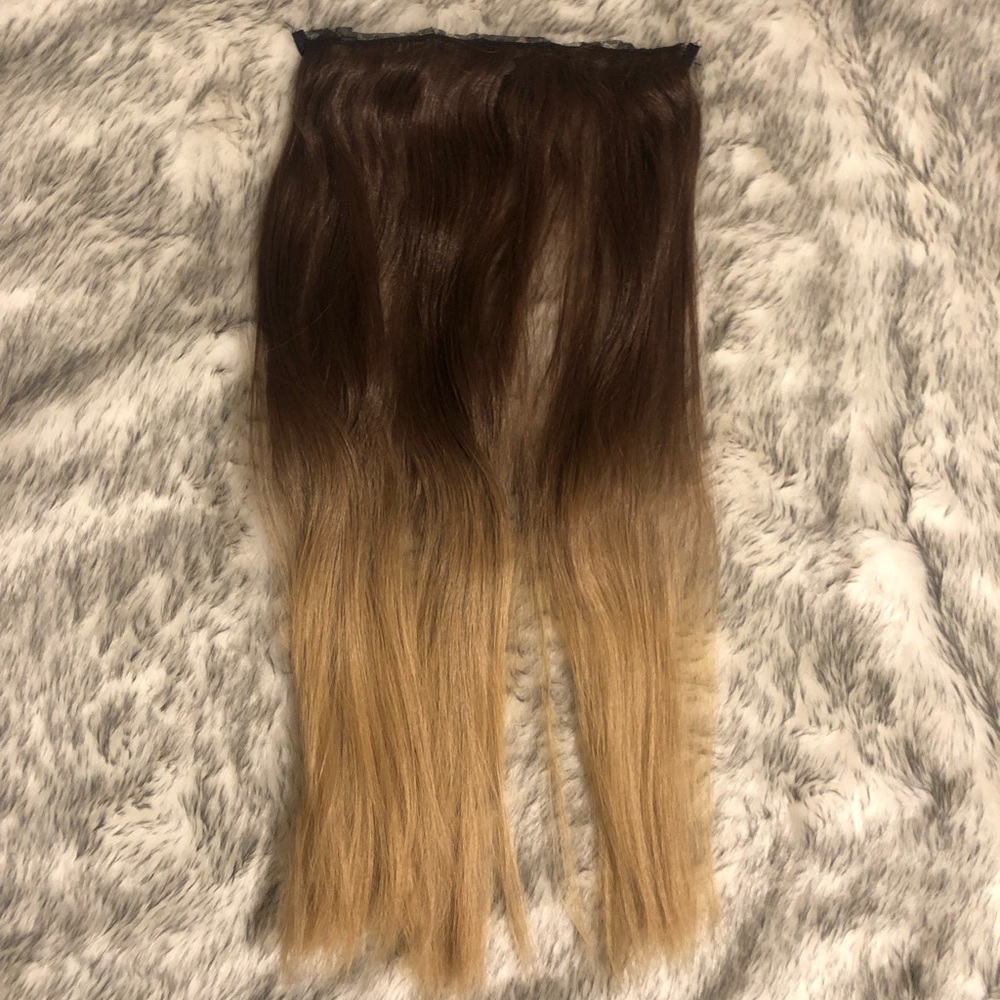 Hair Extensions - Picture 7 of 8